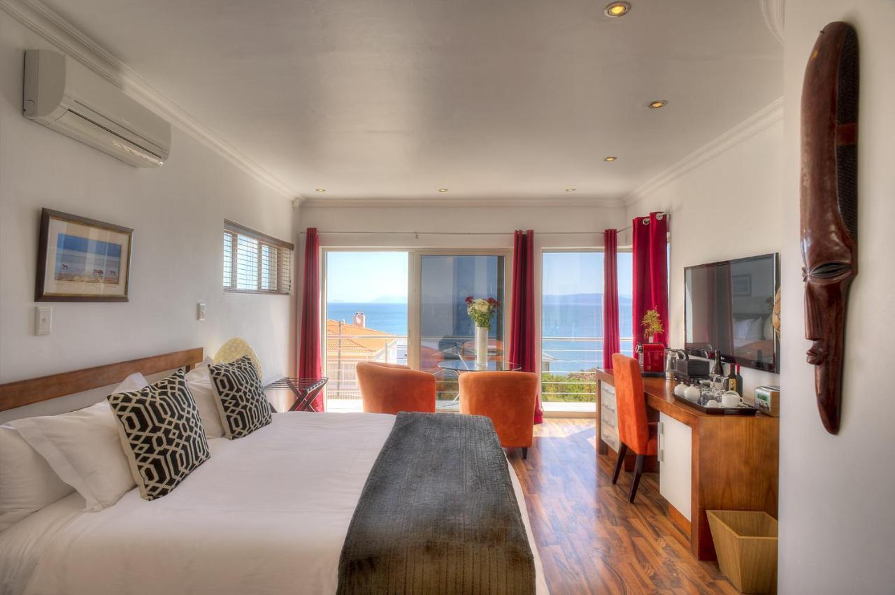 Sea Star Lodge Gansbaai Buitenkant foto