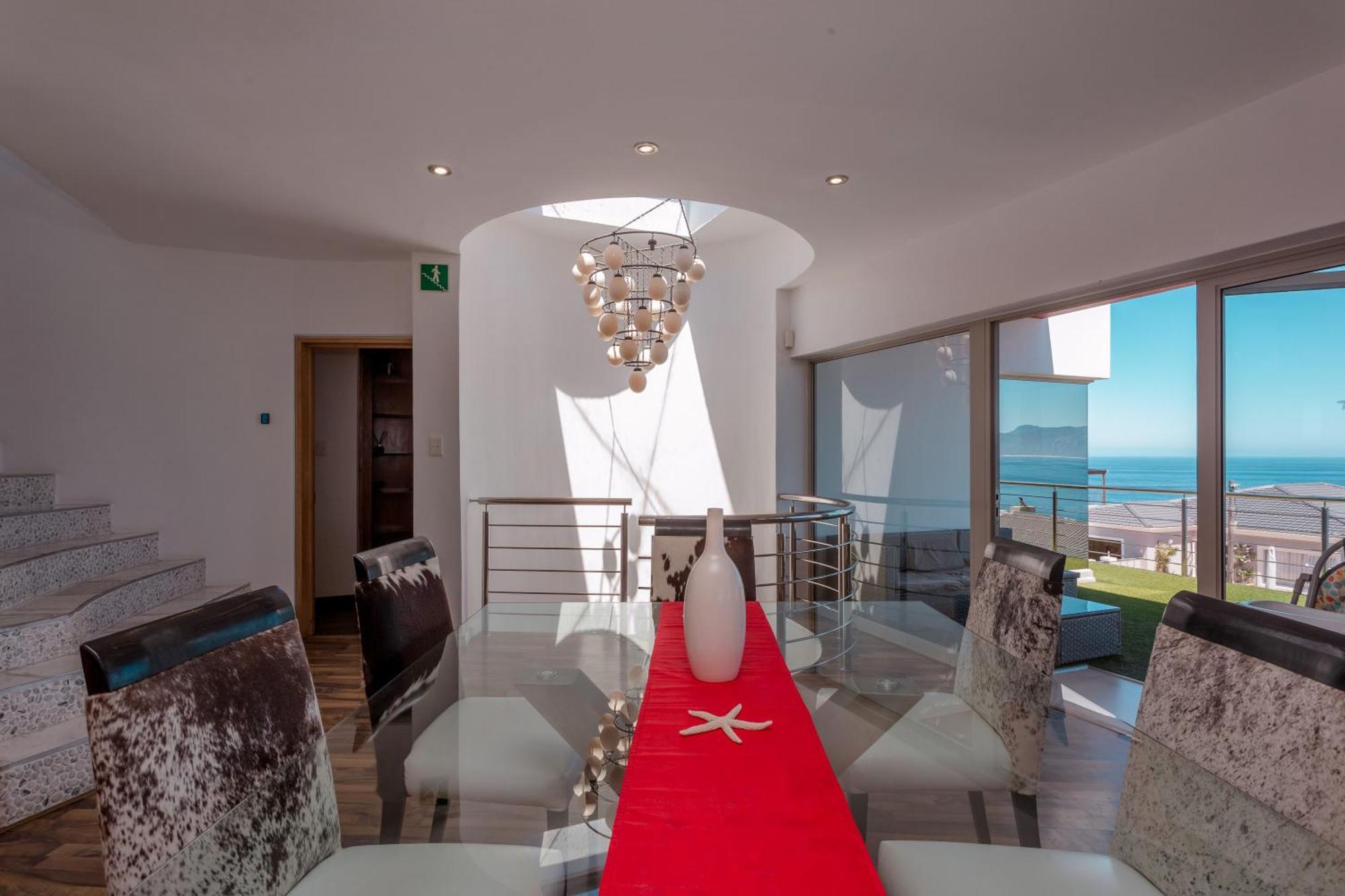 Sea Star Lodge Gansbaai Buitenkant foto
