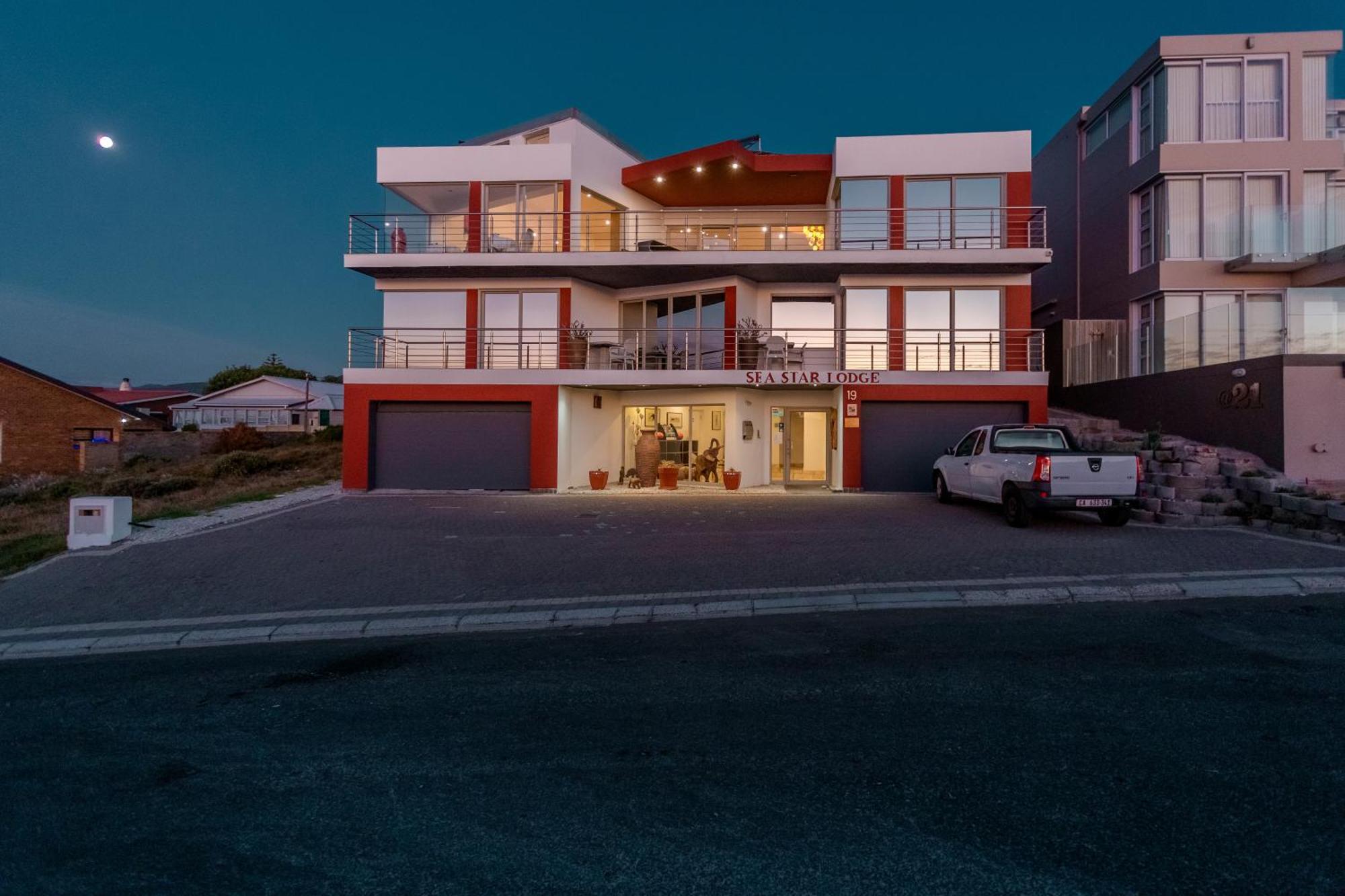 Sea Star Lodge Gansbaai Buitenkant foto